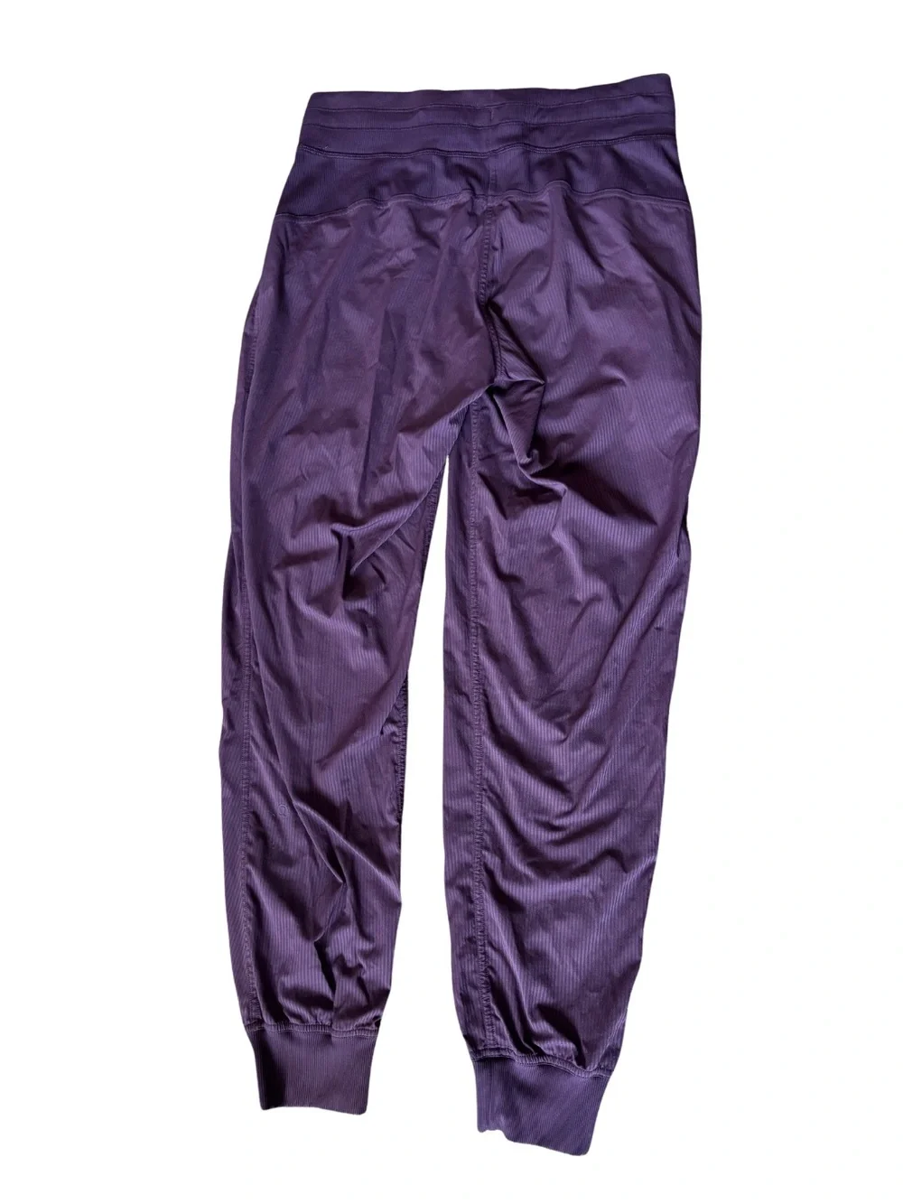 Lululemon Studio mid-rise Jogger size 6 color purple